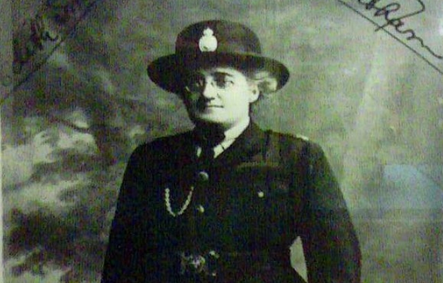 Edith Smith in uniform