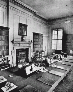 no-_10_downing_street_cabinet_room_1927