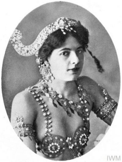 Portrait of the dancer dressed in a provocative outfit, Mata Hari